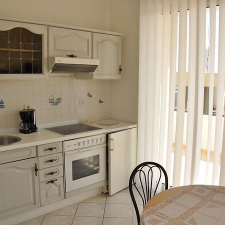 Apartments Rozela Ulcinj Rum bild