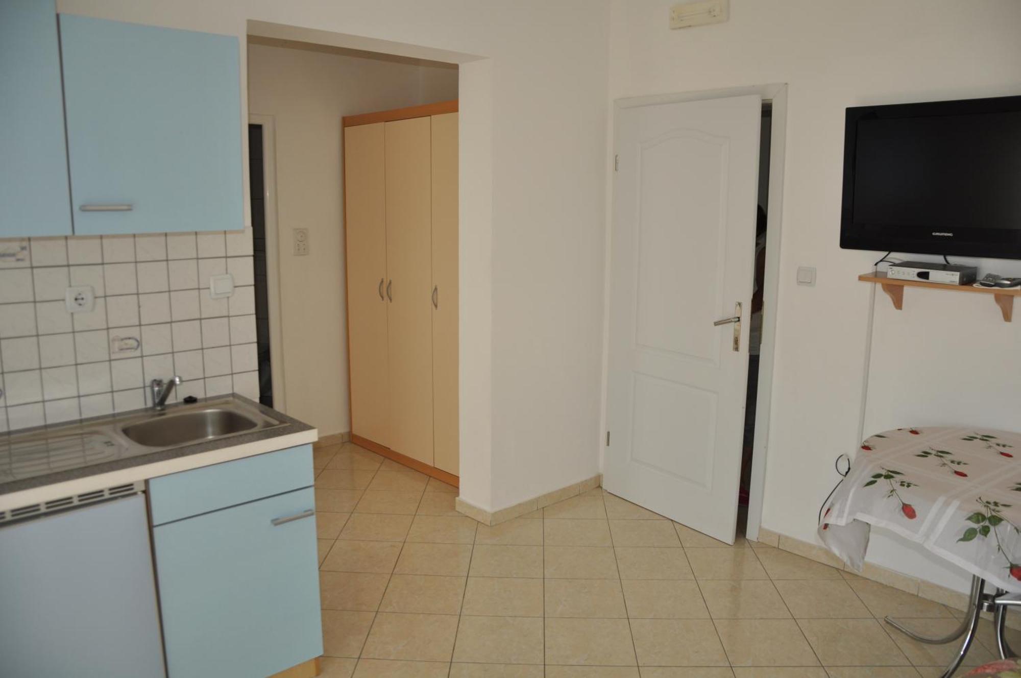 Apartments Rozela Ulcinj Rum bild