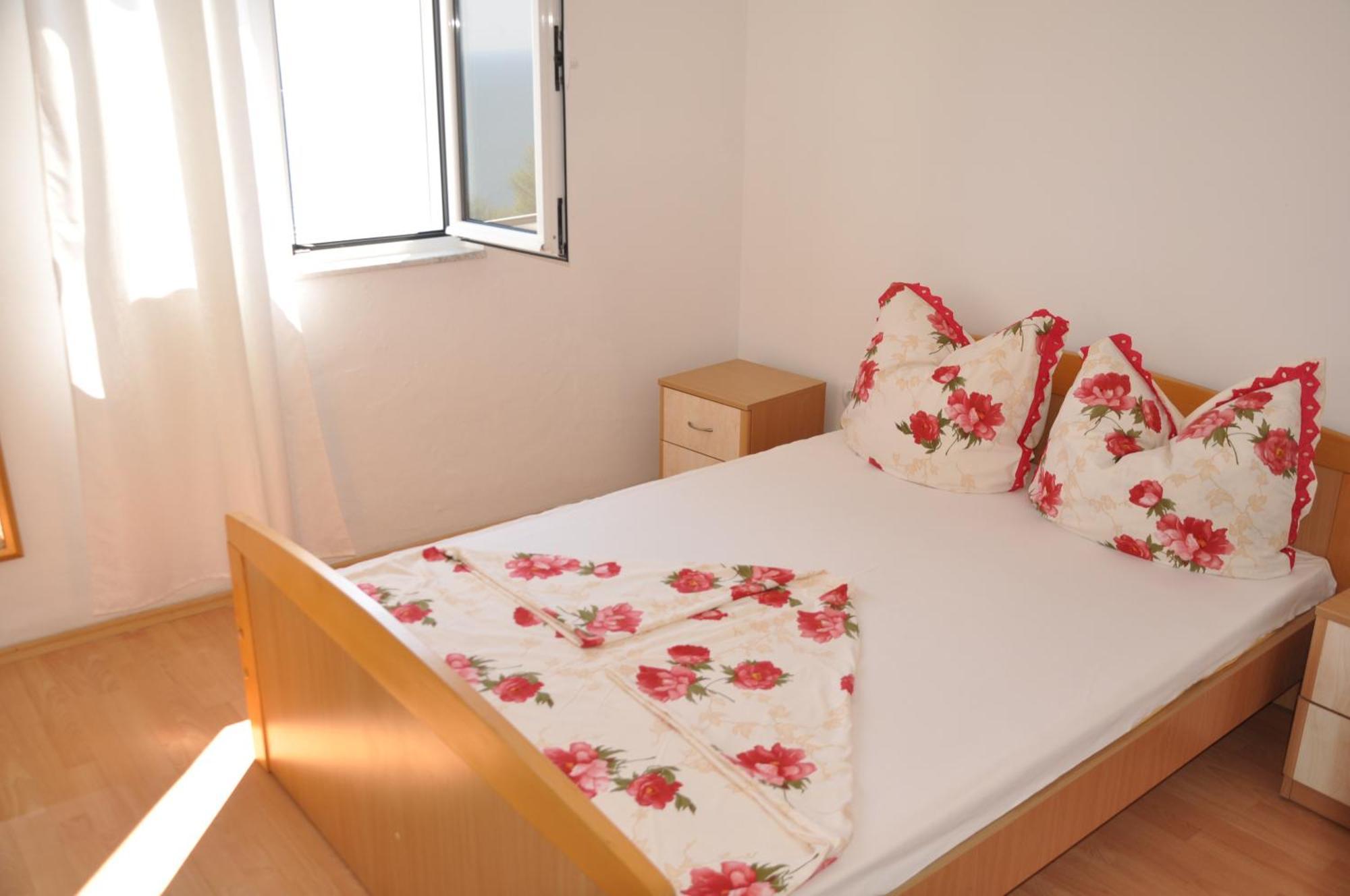 Apartments Rozela Ulcinj Rum bild